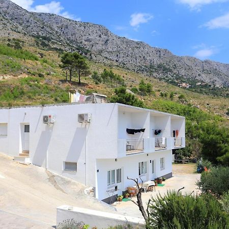 Apartments With A Parking Space Lokva Rogoznica, Omis - 17645 Exterior foto