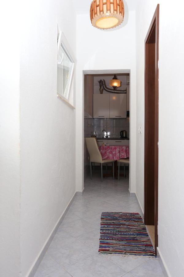 Apartments With A Parking Space Lokva Rogoznica, Omis - 17645 Exterior foto